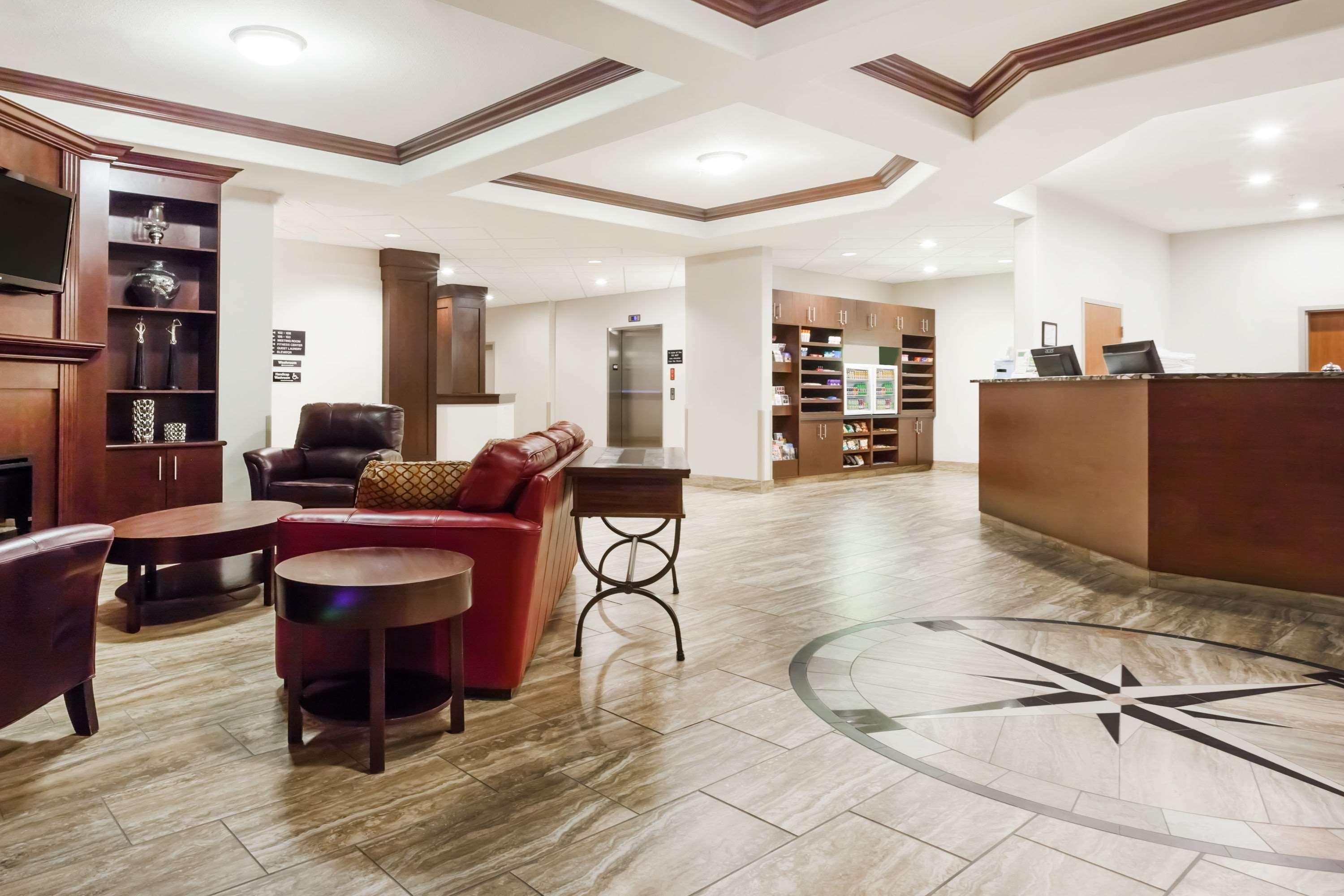 Ramada By Wyndham Creston Hotel Kültér fotó